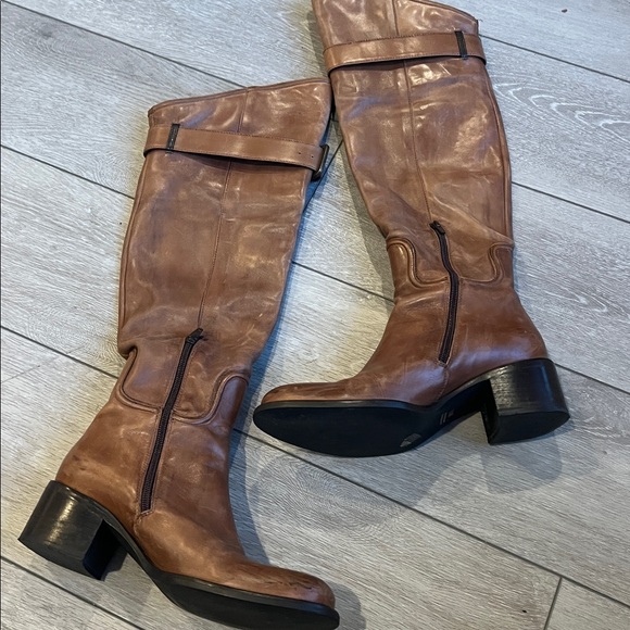 Lav Artigiana camel Italian Leather Knee-High Boots with buckle size 38.5/ 8.5 - Picture 8 of 9